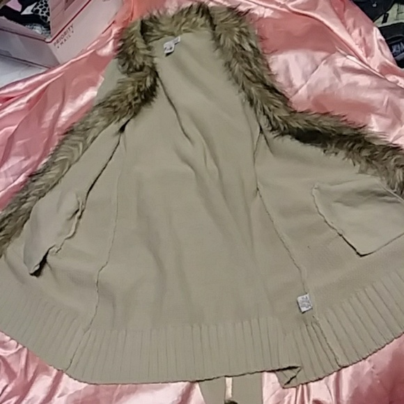 🆑🎉EUC RXB Long Sleeveless Sweater - Picture 3 of 4